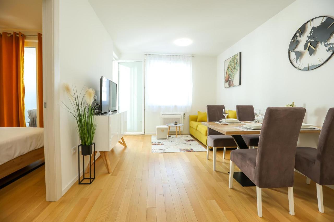 Apartment Margarita Zara Esterno foto