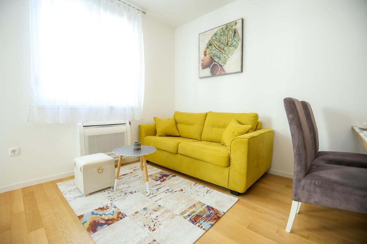 Apartment Margarita Zara Esterno foto